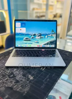 New Laptop Apple MacBook Pro 2022 M2 8GB Intel Core i7 SSD 512GB