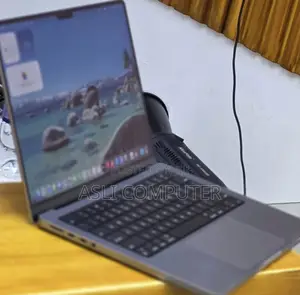 New Laptop Apple MacBook Pro 2021 M1 16GB Apple M1 SSD 512GB