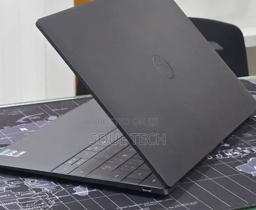 New Laptop Dell XPS 12 (9250) 16GB Intel Core i7 SSD 512GB