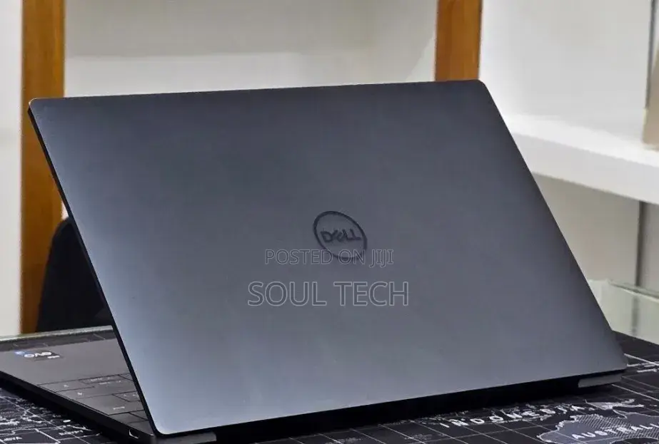 New Laptop Dell XPS 12 (9250) 16GB Intel Core i7 SSD 512GB