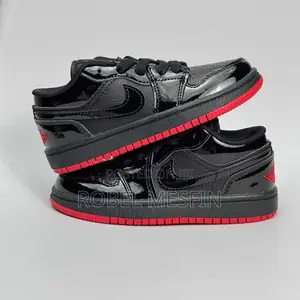 Air Jordan Low