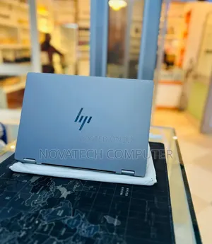 New Laptop HP OmniBook Ultra Flip 14" 16GB Intel Core Ultra 7 SSD 1T