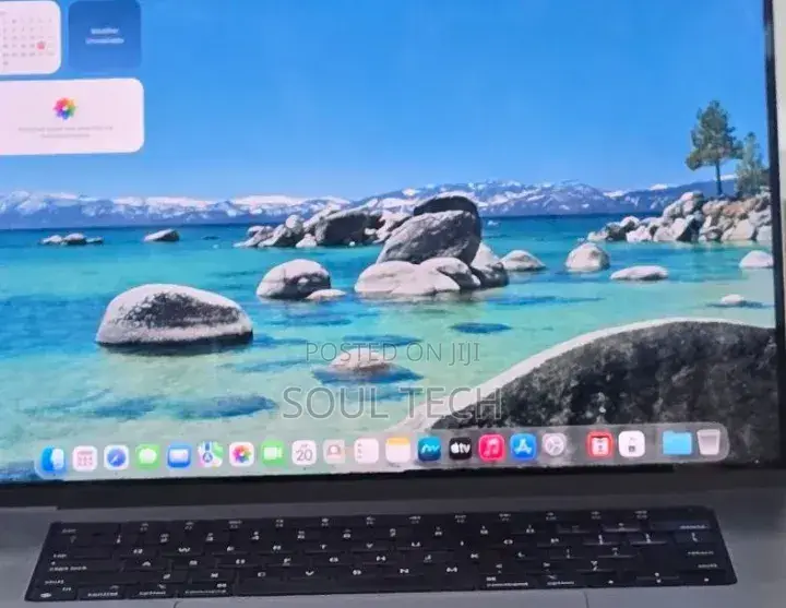 New Laptop Apple MacBook Pro 2021 M1 32GB Apple M1 Pro SSD 512GB