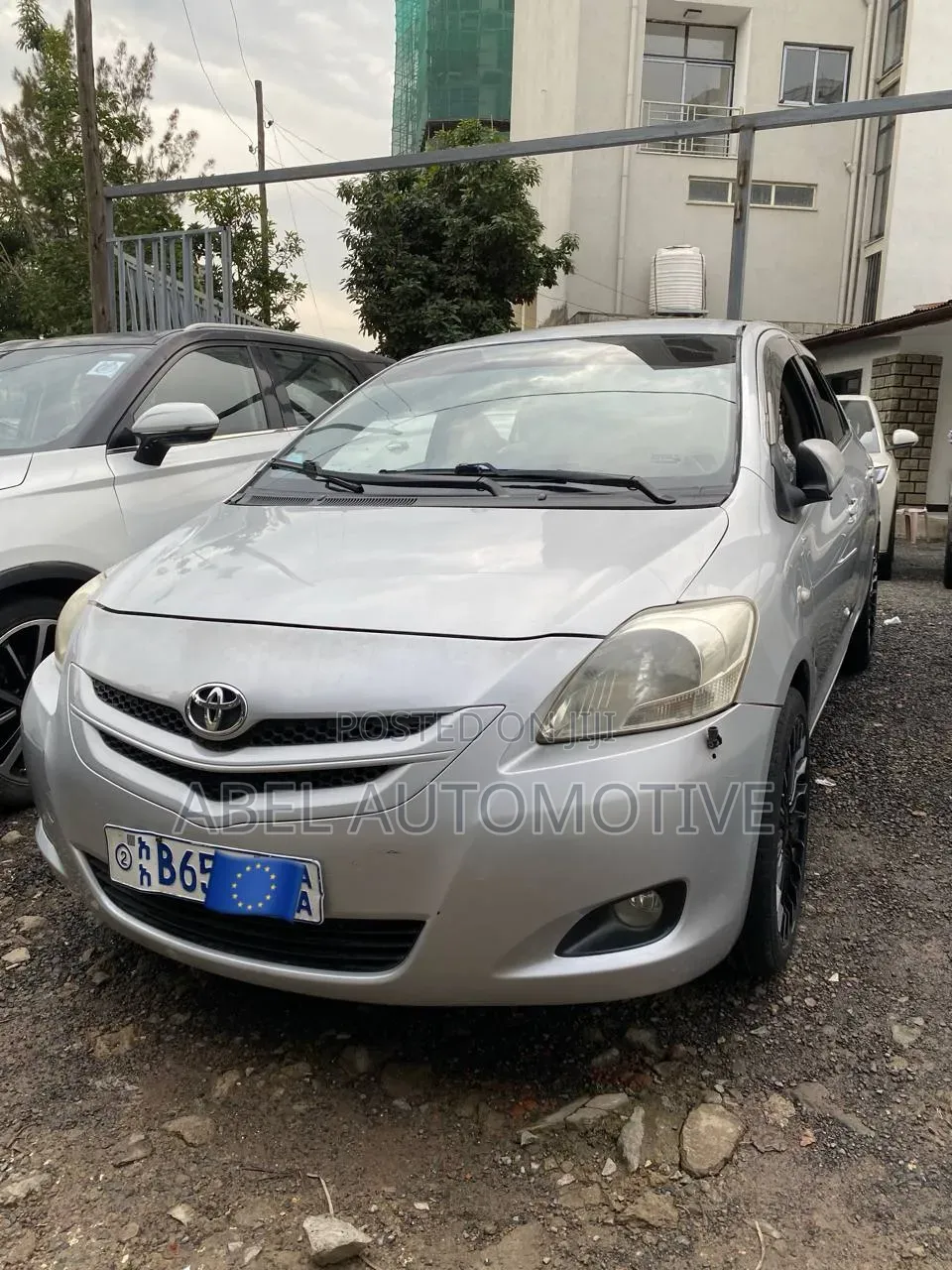 Toyota Yaris 2010 Silver