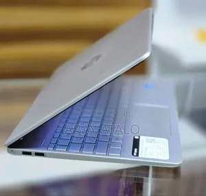 New Laptop HP Stream Notebook 8GB Intel Core M3 SSD 512GB