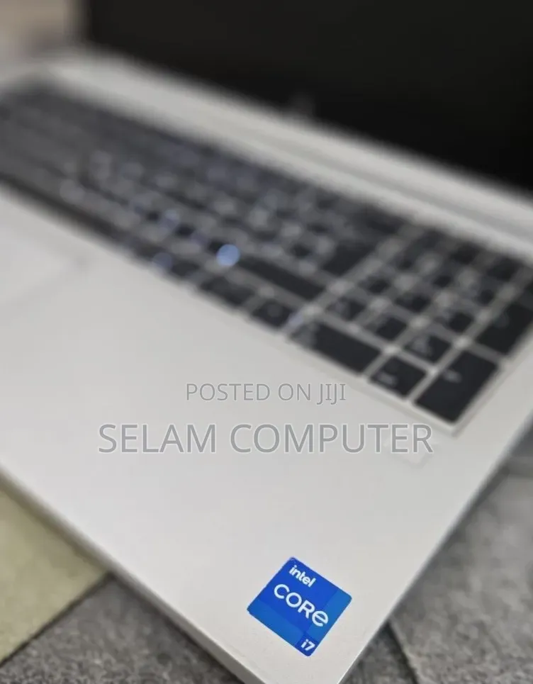 New Laptop HP ZBook Studio 16GB Intel Core i7 SSD 512GB