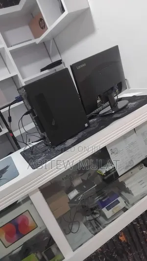 New Desktop Computer Lenovo ideacentre 720 8GB Intel Core i5 HDD 500GB