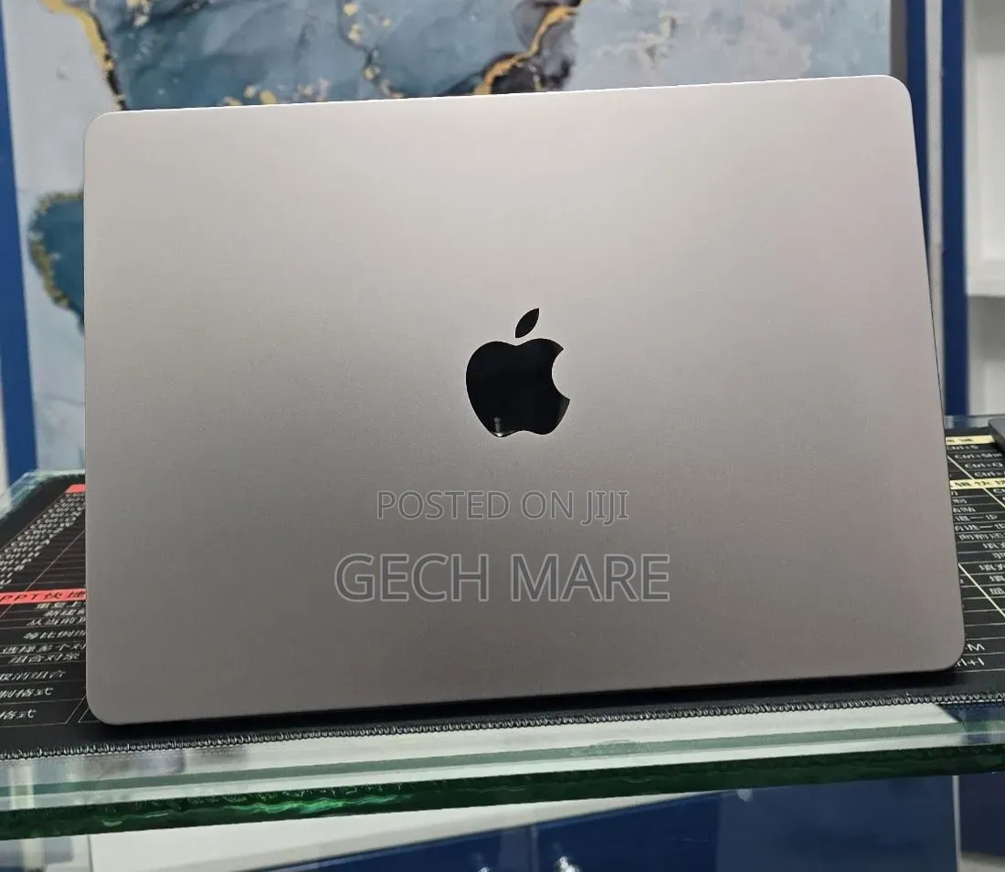 New Laptop Apple MacBook Air 2020 M1 16GB Intel SSD 512GB