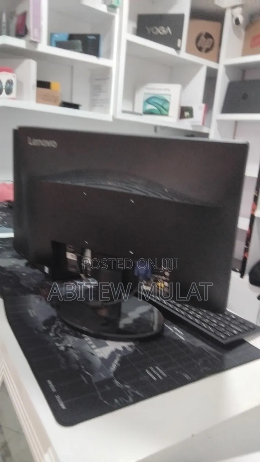 New Desktop Computer Lenovo ideacentre 720 8GB Intel Core i3 HDD 500GB