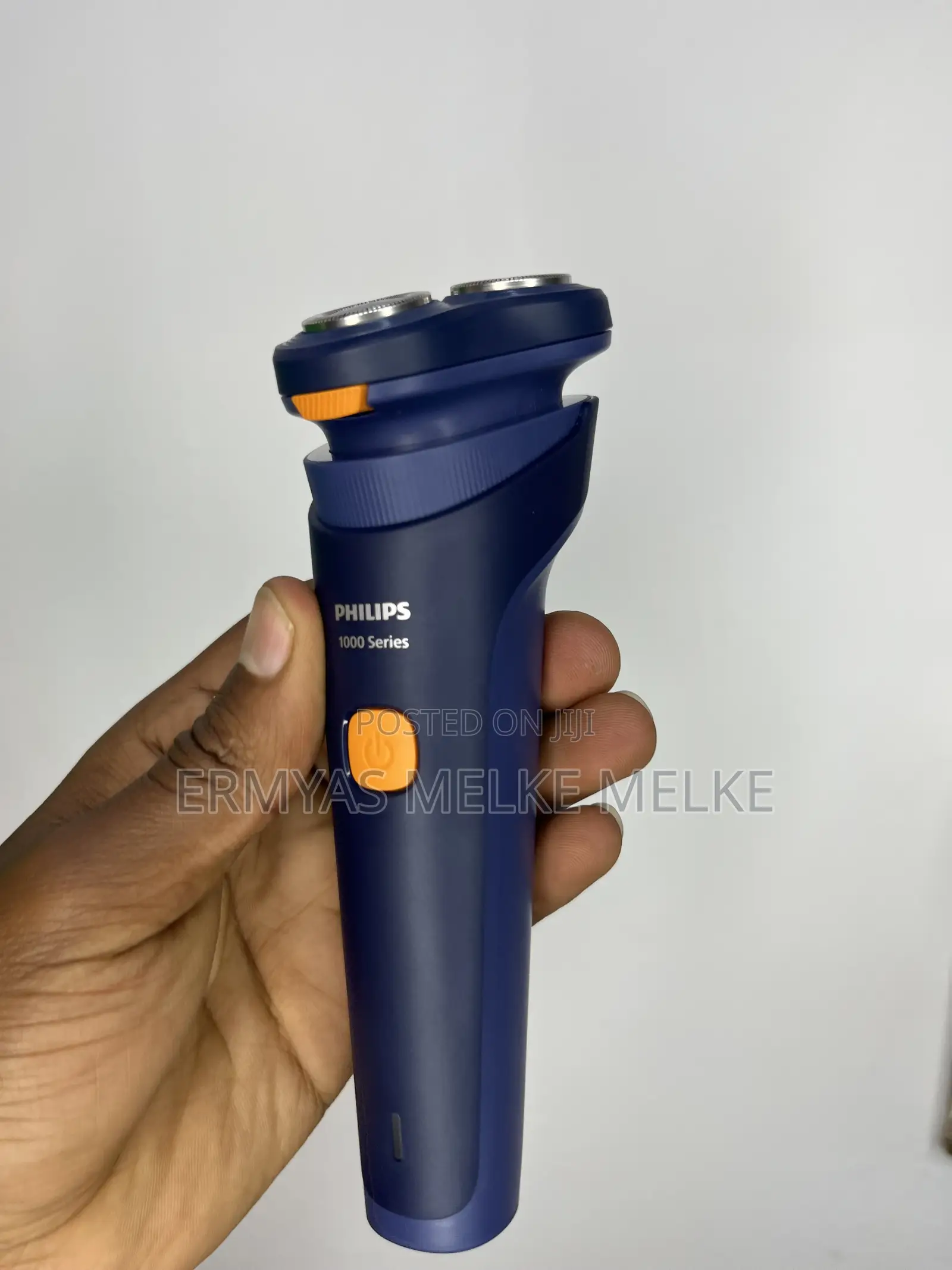 Philips Aqua Touch Shaver 1000 Wet or Dry Electric Shaver