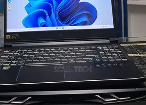 New Laptop Acer Predator Helios Neo 16 AI 16GB Intel Core i9 SSD 512GB