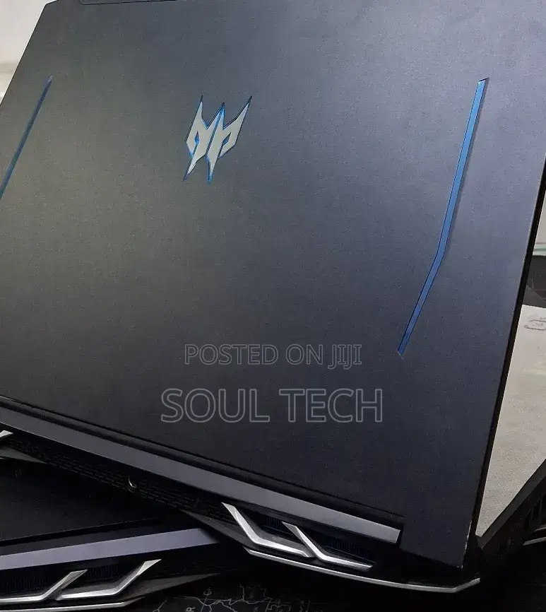 New Laptop Acer Predator Helios Neo 16 AI 16GB Intel Core i9 SSD 512GB