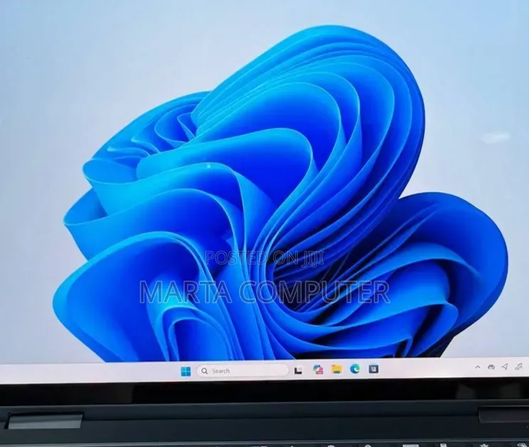 New Laptop Lenovo Yoga 7i 16GB Intel Core i7 SSD 512GB