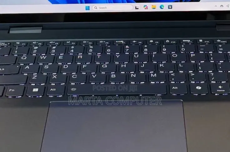 New Laptop Lenovo Yoga 7i 16GB Intel Core i7 SSD 512GB