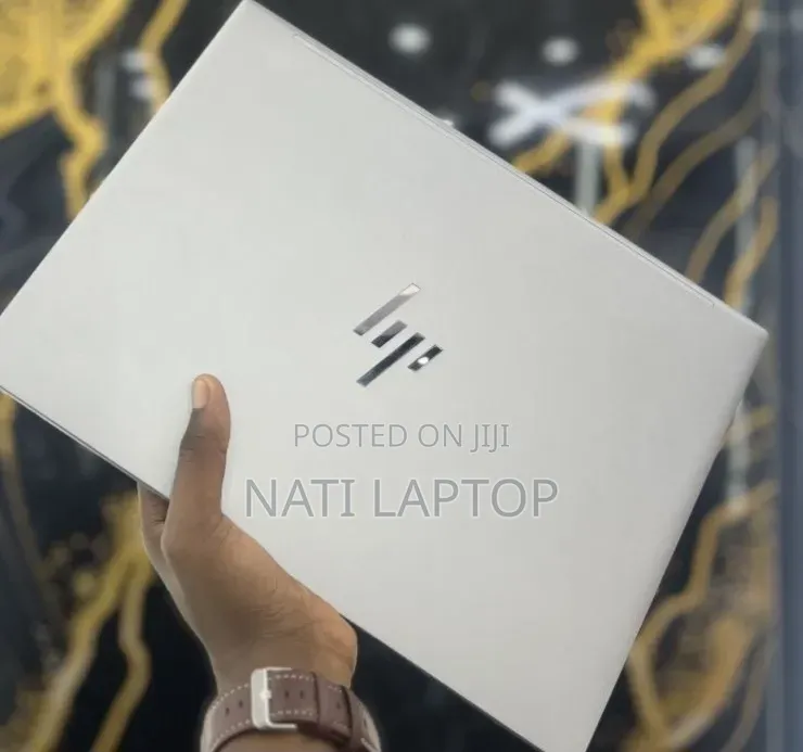 New Laptop HP ZBook Firefly 14 G10 16GB Intel Core i7 SSD 512GB