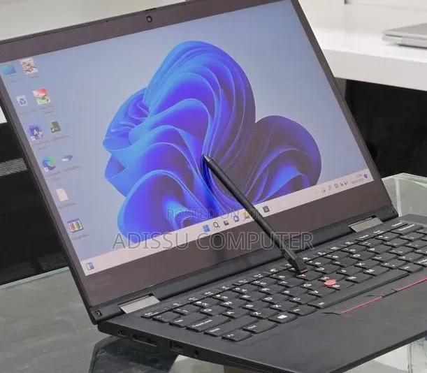 New Laptop Lenovo ThinkPad Yoga 16GB Intel Core i5 SSD 512GB