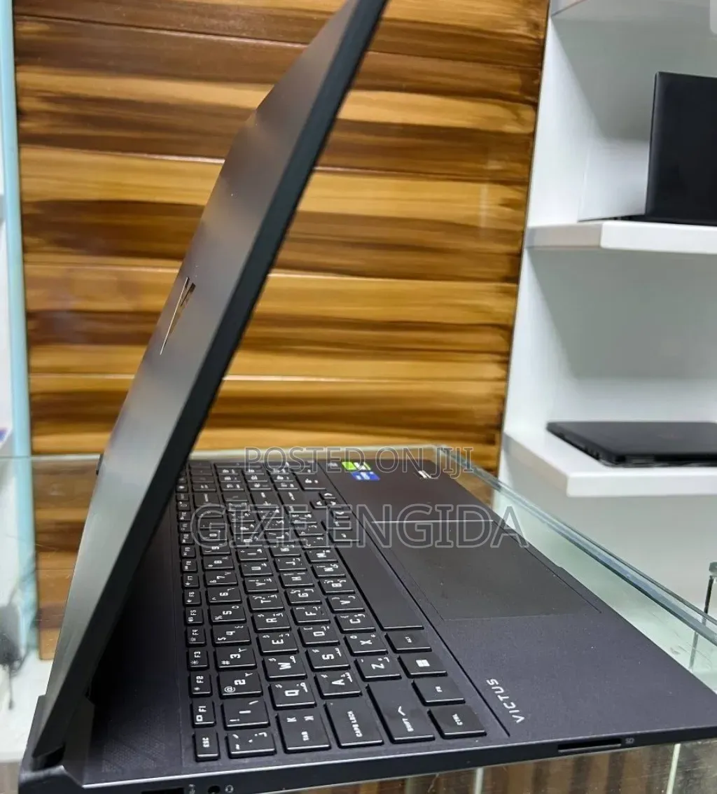 New Laptop HP Victus 16 16GB Intel Core i7 SSD 512GB