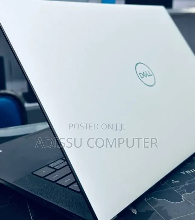 New Laptop Dell Inspiron 15 16GB Intel Core i7 SSD 512GB