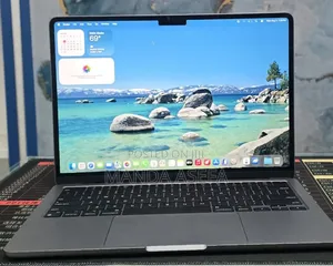 New Laptop Apple MacBook Air 2022 M2 16GB Apple M2 SSD 512GB