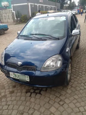 Toyota Yaris 2001 Blue