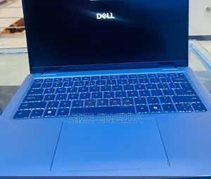 New Laptop Dell Latitude 5521 32GB Intel Core Ultra 5 SSD 512GB