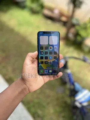 Apple iPhone X 64 GB Black