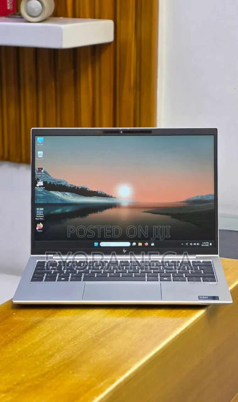 New Laptop HP Elitebook 830 G11 16GB Intel Core Ultra 7 SSD 512GB