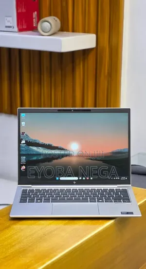 New Laptop HP Elitebook 830 G11 16GB Intel Core Ultra 7 SSD 512GB