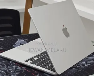 New Laptop Apple MacBook Air 2024 M3 16GB Apple M3 SSD 256GB