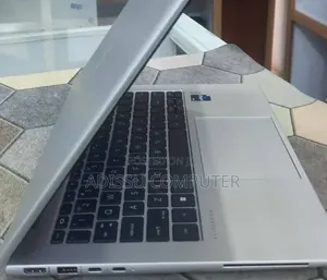 New Laptop HP EliteBook 840 G10 16GB Intel Core i5 SSD 512GB