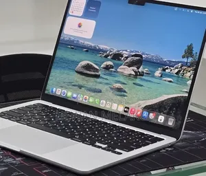 New Laptop Apple MacBook Air 2024 M3 16GB Apple M3 SSD 256GB