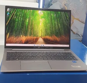 New Laptop HP ZBook Firefly G8 16GB Intel Core i7 SSD 512GB