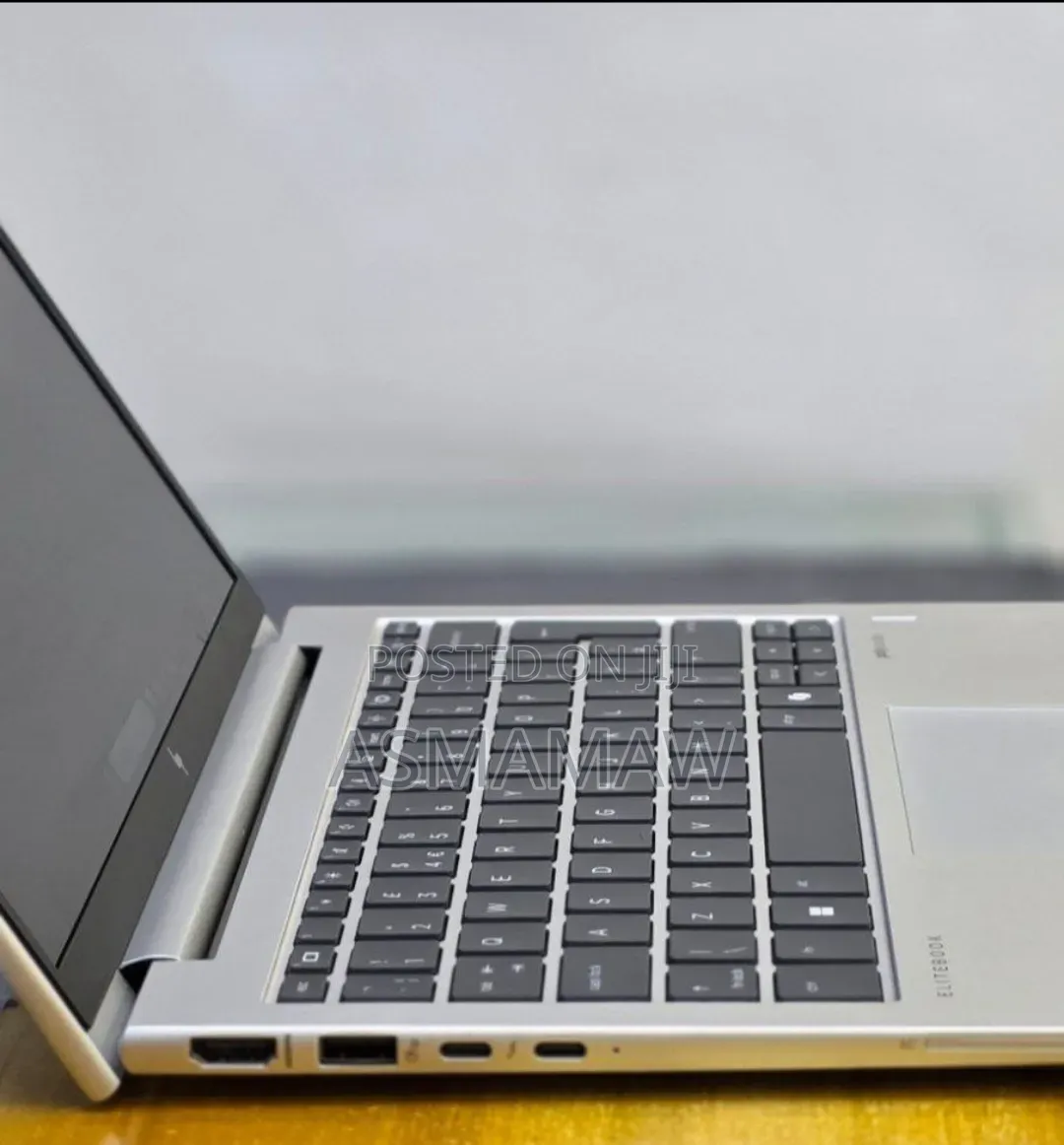 New Laptop HP Elitebook 830 G11 16GB Intel Core Ultra 7 SSD 512GB