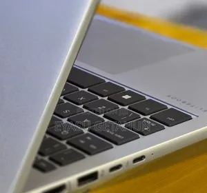 New Laptop HP Elitebook 830 G11 16GB Intel Core Ultra 7 SSD 512GB