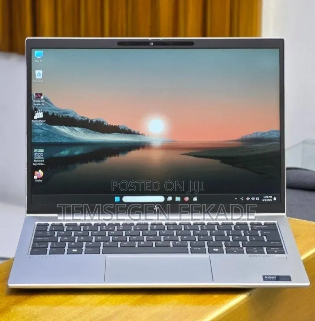 New Laptop HP Elitebook 830 G11 16GB Intel Core Ultra 7 SSD 512GB