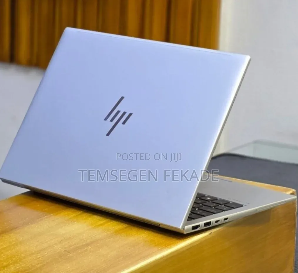 New Laptop HP Elitebook 830 G11 16GB Intel Core Ultra 7 SSD 512GB