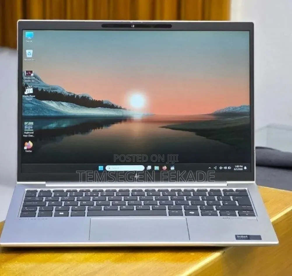 New Laptop HP Elitebook 830 G11 16GB Intel Core Ultra 7 SSD 512GB