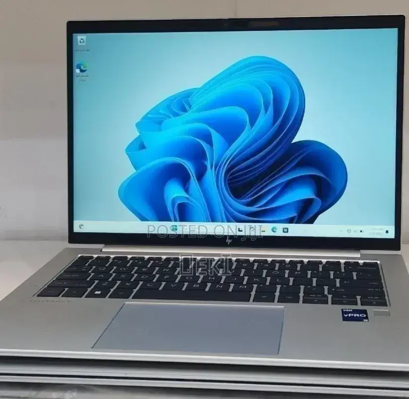 New Laptop HP EliteBook 840 G9 16GB Intel Core i7 SSD 512GB