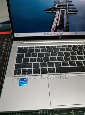 New Laptop HP EliteBook 830 G8 16GB Intel Core i5 SSD 512GB