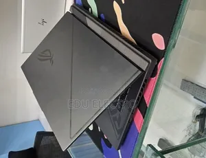 New Laptop Asus ROG Strix G16 16GB Intel Core i9 SSD 1T