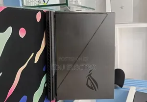 New Laptop Asus ROG Strix G16 16GB Intel Core i9 SSD 1T