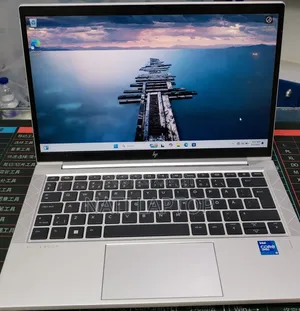 New Laptop HP EliteBook 830 G8 16GB Intel Core i5 SSD 512GB