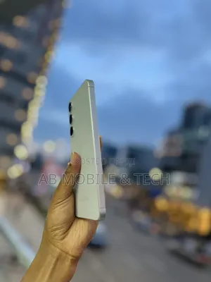Samsung Galaxy S24+ 256 GB White