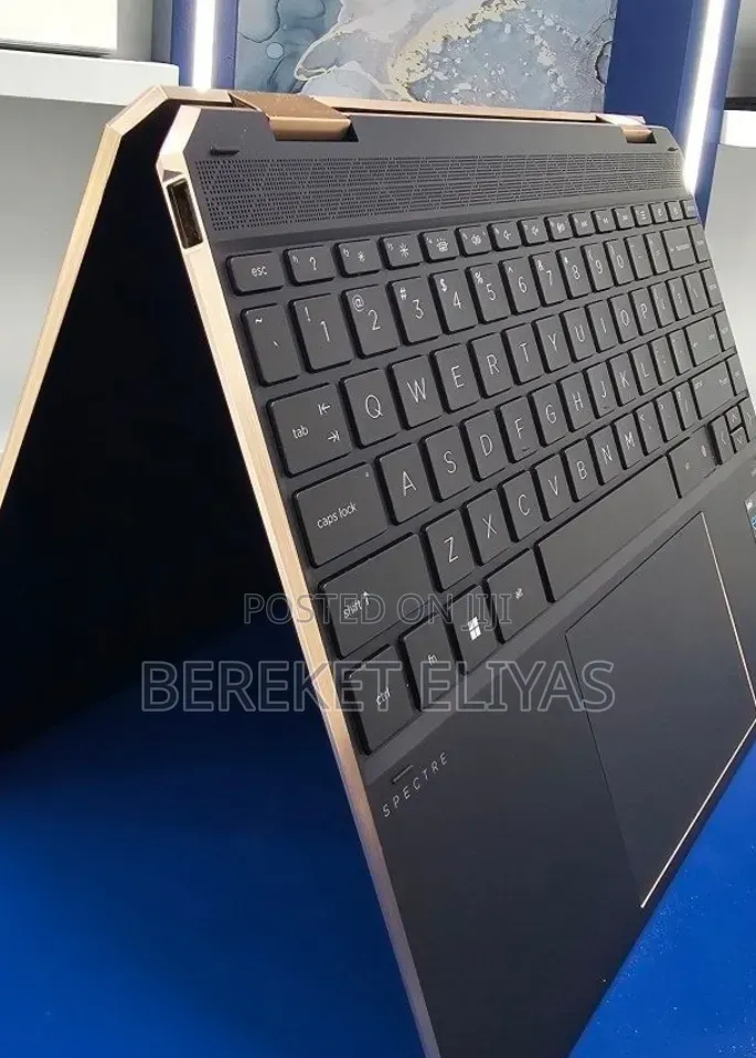 New Laptop HP Spectre X360 16GB Intel Core i7 SSD 512GB