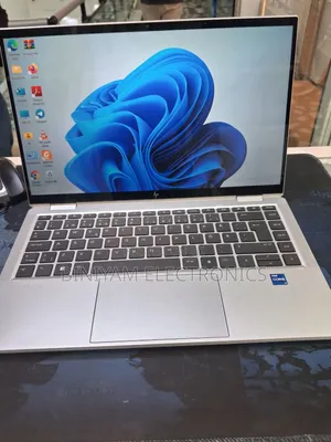 New Laptop HP EliteBook 1040 G8 16GB Intel Core i7 SSD 512GB