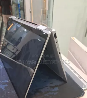 New Laptop HP EliteBook 1040 G8 16GB Intel Core i7 SSD 512GB