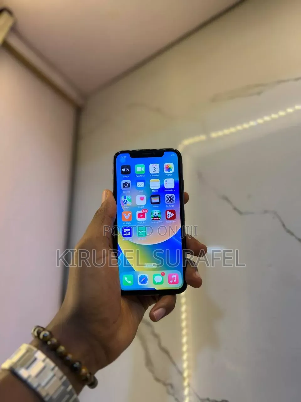 New Apple iPhone X 64 GB Black
