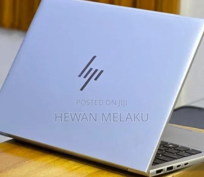New Laptop HP Elitebook 830 G11 16GB Intel Core Ultra 7 SSD 512GB