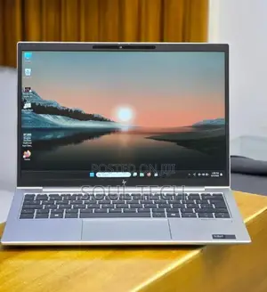 New Laptop HP Elitebook 830 G11 16GB Intel Core Ultra 7 SSD 512GB