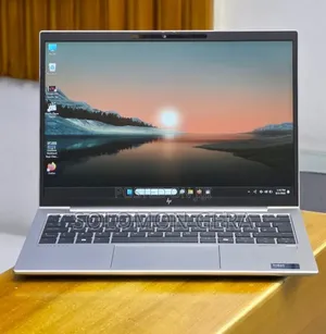 New Laptop HP Elitebook 830 G11 16GB Intel Core Ultra 7 SSD 512GB
